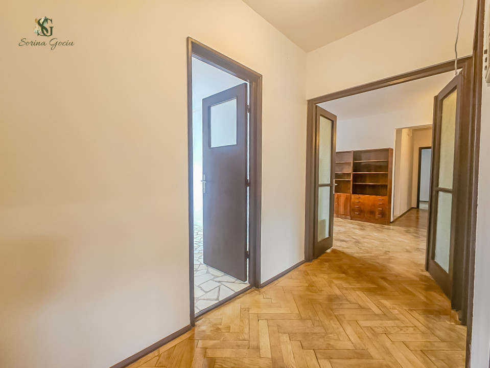 Apartament cu 5 camere cu vedere catre Tampa, Zona Centru Civic 