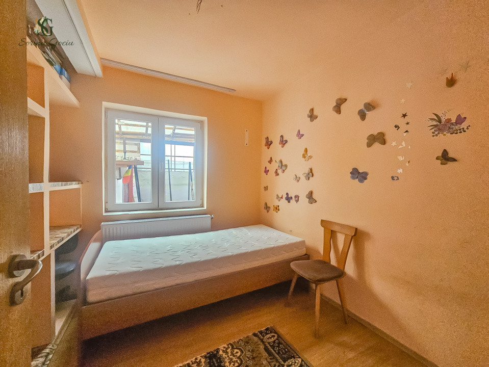De vânzare apartament cu 3 camere, garaj și grădină, Codlea, Brașov