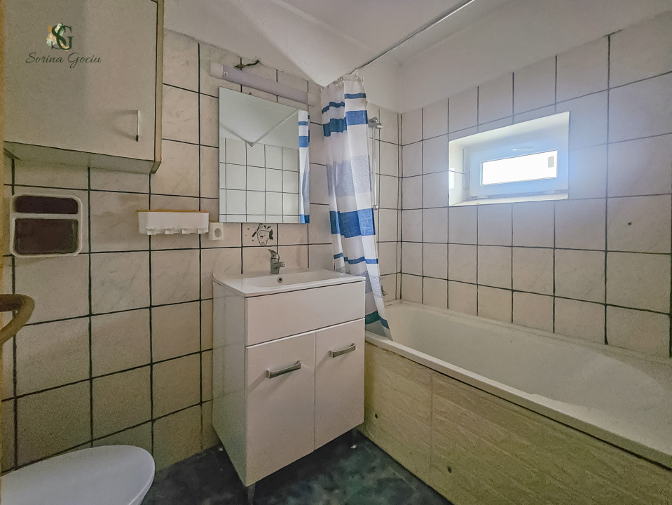 De vânzare apartament cu 3 camere, garaj și grădină, Codlea, Brașov