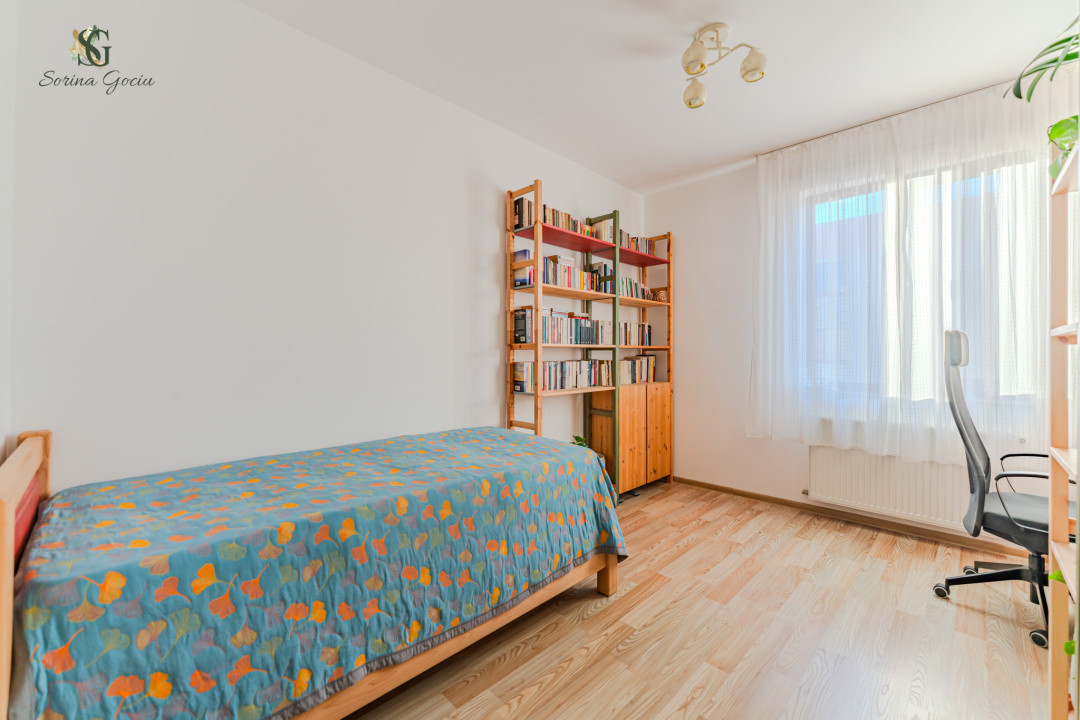 Apartament cu 3 camere decomandate, Complex Isaran, Brasov