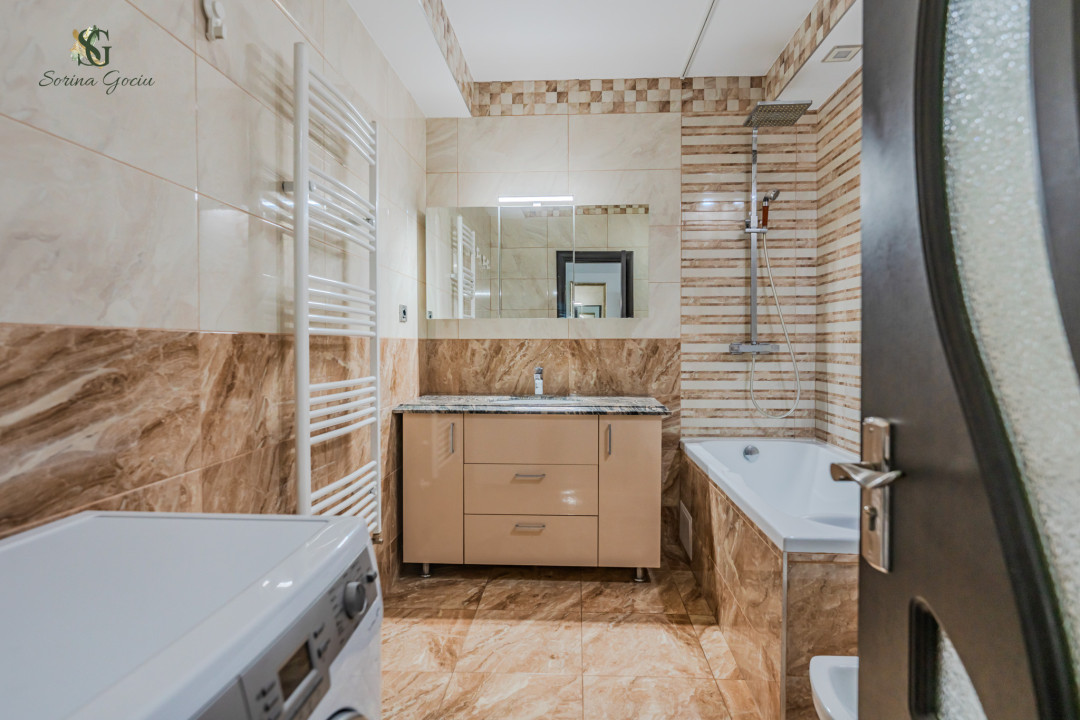 Apartament cu 3 camere decomandate, Complex Isaran, Brasov