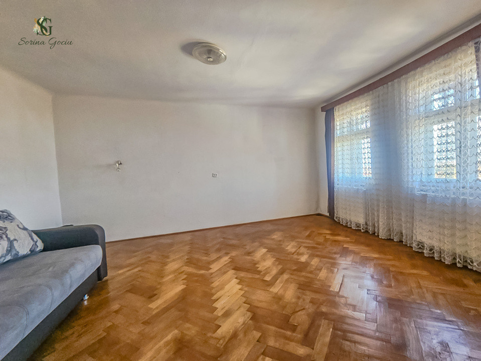 De vanzare Apartament cu 3 camere in casa, Centrul Vechi, Brașov 