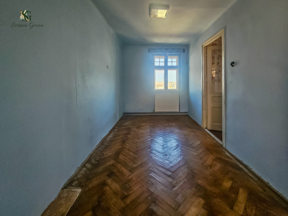 De vanzare Apartament cu 3 camere in casa, Centrul Vechi, Brașov 