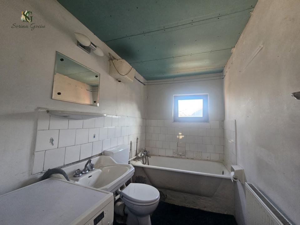 De vanzare Apartament cu 3 camere in casa, Centrul Vechi, Brașov 