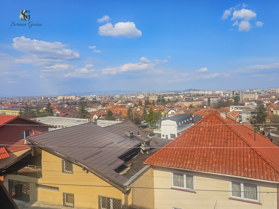 De vanzare Apartament cu 3 camere in casa, Centrul Vechi, Brașov 