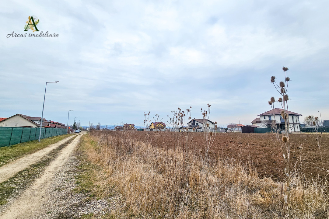 Casa constructie noua, la rosu situata  in Harman, str. Matei Corvin