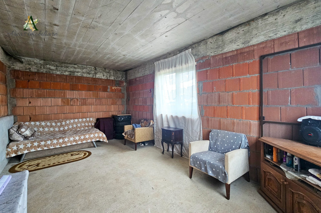 Casa constructie noua, la rosu situata  in Harman, str. Matei Corvin