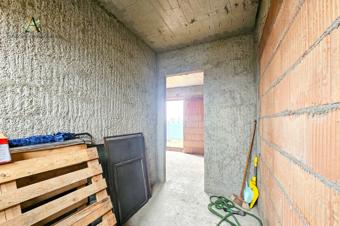 Casa constructie noua, la rosu situata  in Harman, str. Matei Corvin