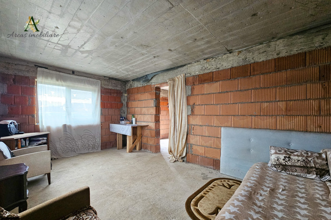 Casa constructie noua, la rosu situata  in Harman, str. Matei Corvin