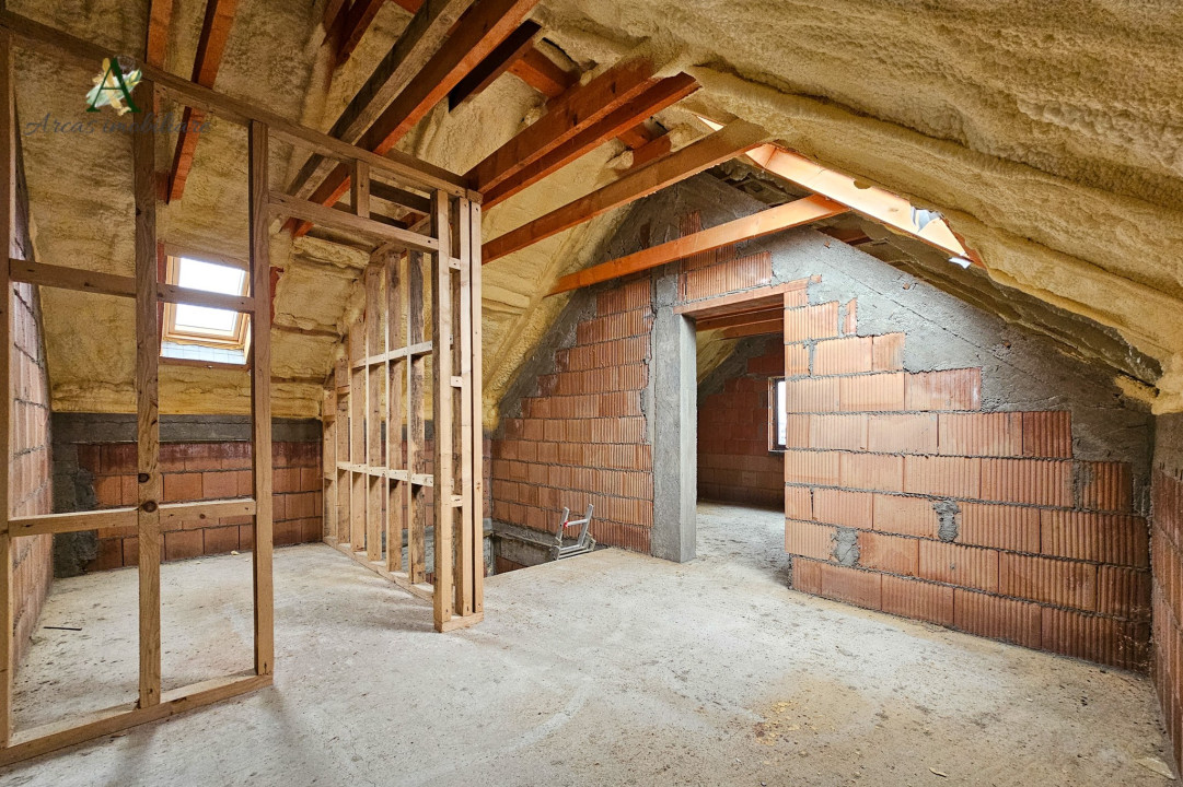 Casa constructie noua, la rosu situata  in Harman, str. Matei Corvin