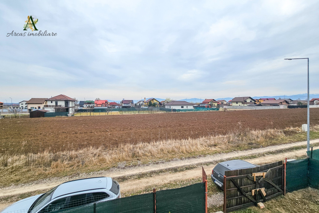 Casa constructie noua, la rosu situata  in Harman, str. Matei Corvin