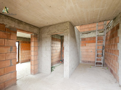 Casa constructie noua, la rosu situata  in Harman, str. Matei Corvin