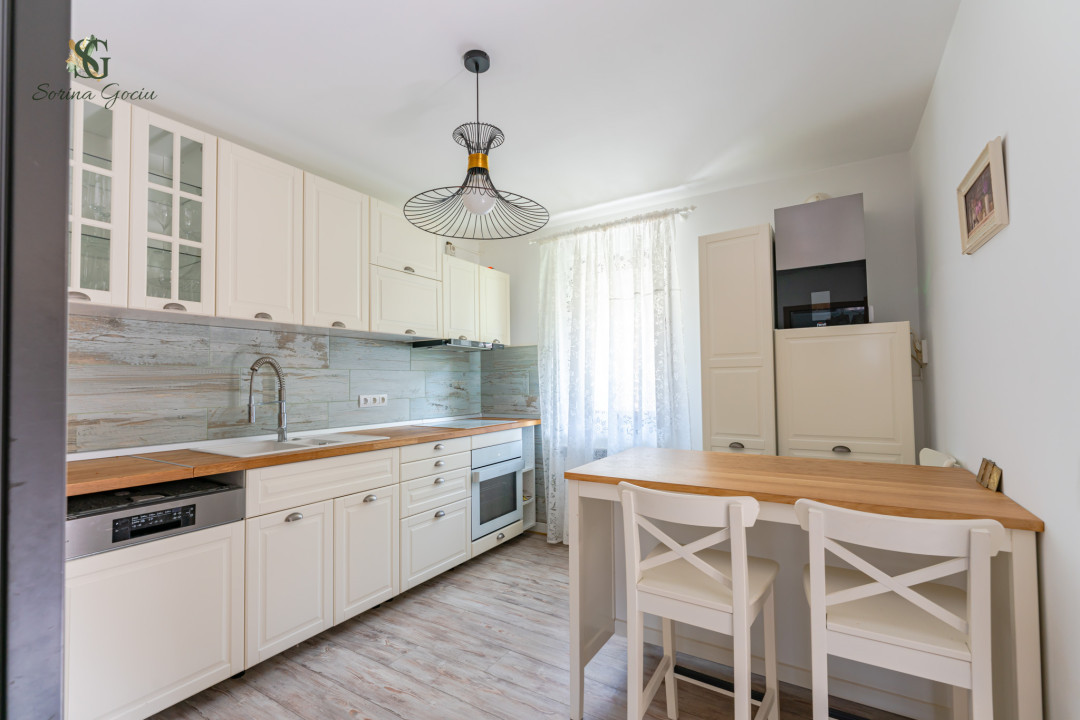 De vanzare-Casa individuala, 4 camere si priveliste, langa padure,Bunloc, Brasov