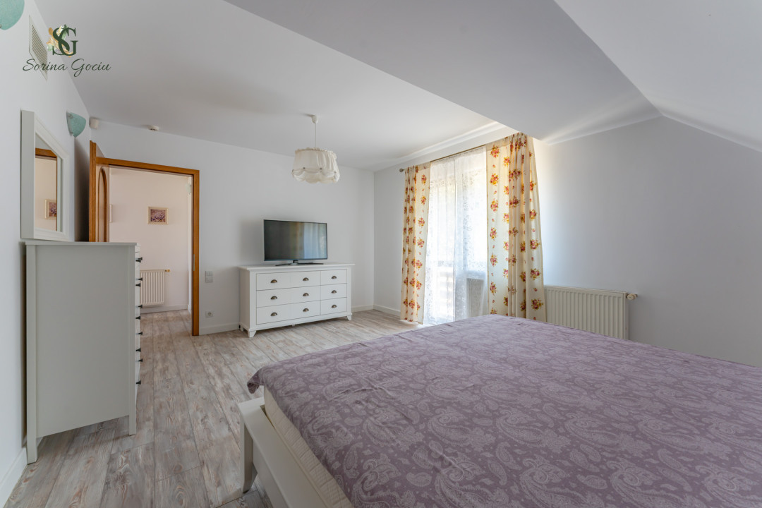 De vanzare-Casa individuala, 4 camere si priveliste, langa padure,Bunloc, Brasov