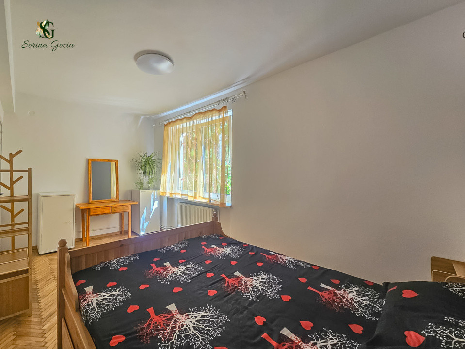 Apartament cu 3 camere decomandate, Centrul Civic