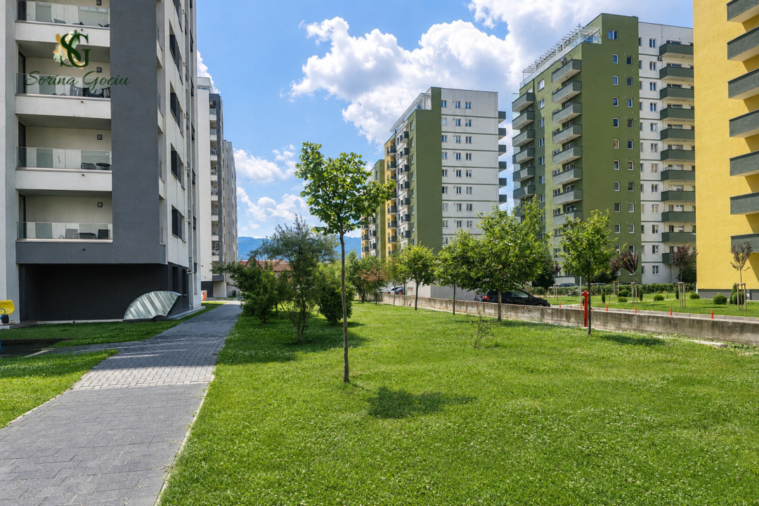 Apartament cu 2 camere, Zona Tractorul