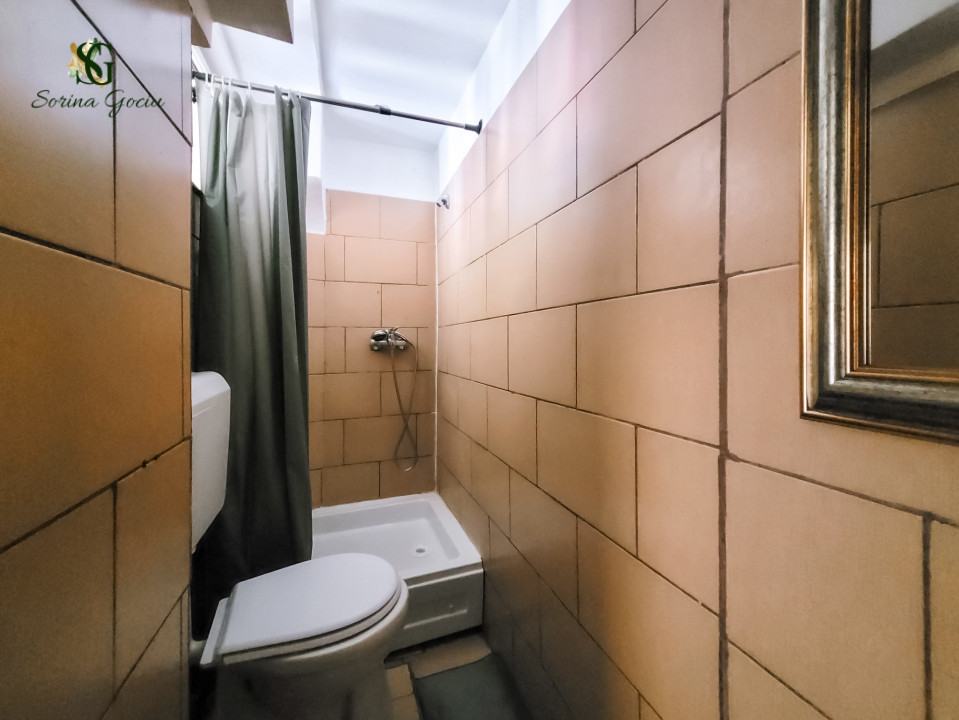 Garsoniera spatioasa, Republicii Brasov, Centrul Vechi