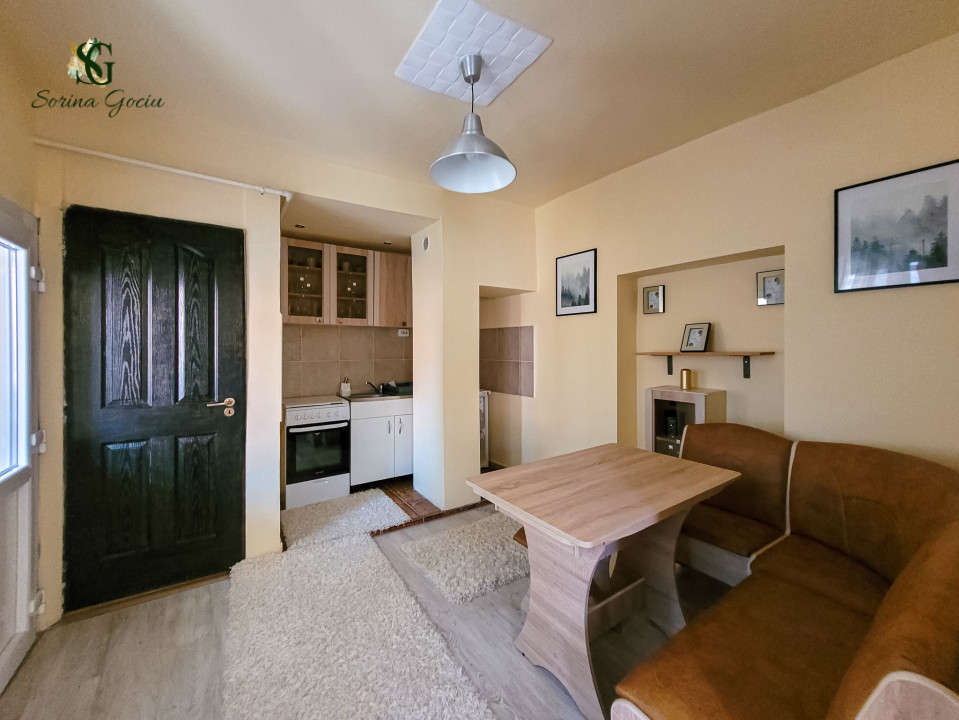 Garsoniera spatioasa, Republicii Brasov, Centrul Vechi