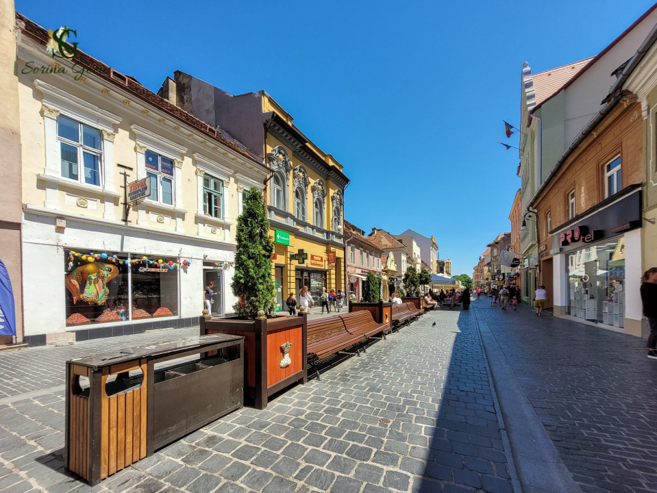 Garsoniera spatioasa, Republicii Brasov, Centrul Vechi
