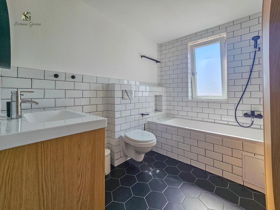 Casă cu 6 camere situata în Izvor, Tărlungeni, Brașov 