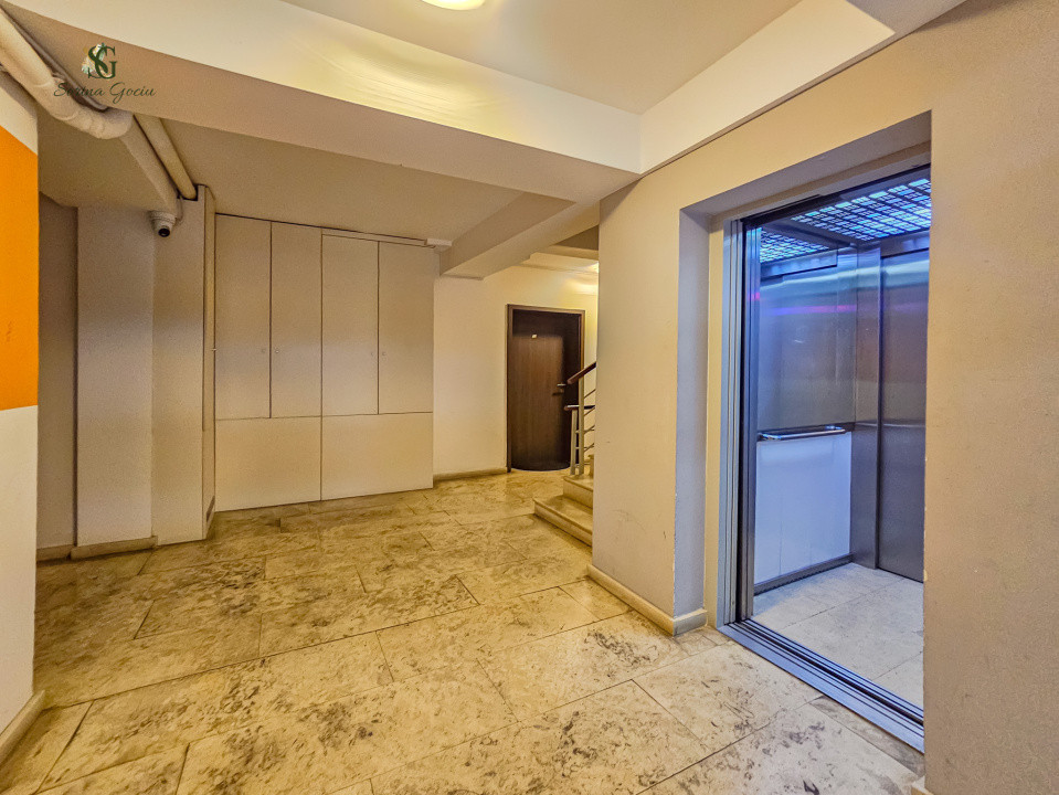 Apartament cu 3 camere decomandate cu gradina, Centrul Civic 