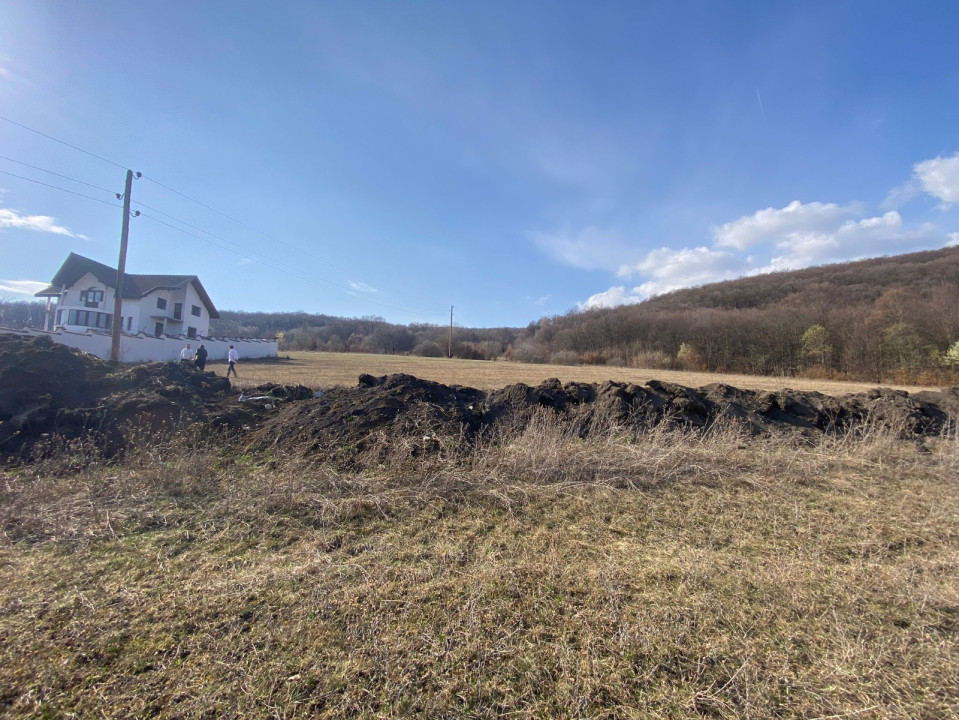 De vanzare teren intravilan in Valcele, zona rezidentiala exclusivista