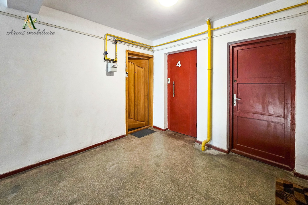 De inchiriat apartament decomandat situat in Centrul Civic