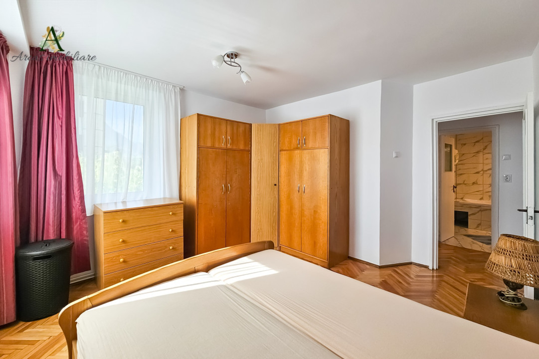 De inchiriat apartament decomandat situat in Centrul Civic