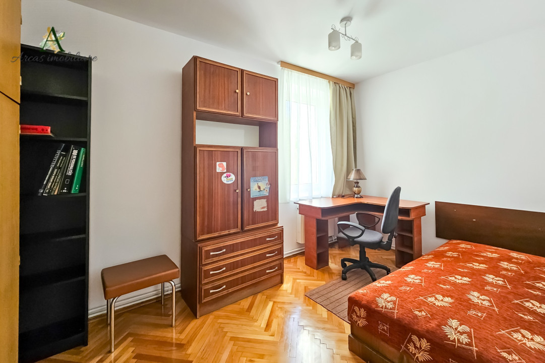 De inchiriat apartament decomandat situat in Centrul Civic