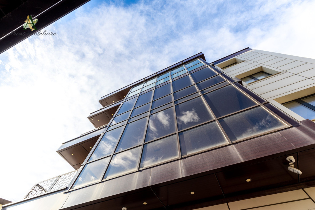 Oportunitate de Investiție Unică: Clădire Multifuncțională în București