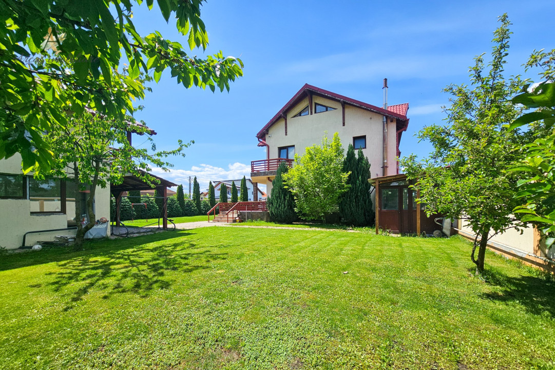 De inchiriat casa superba mobilata si utilata in Harman