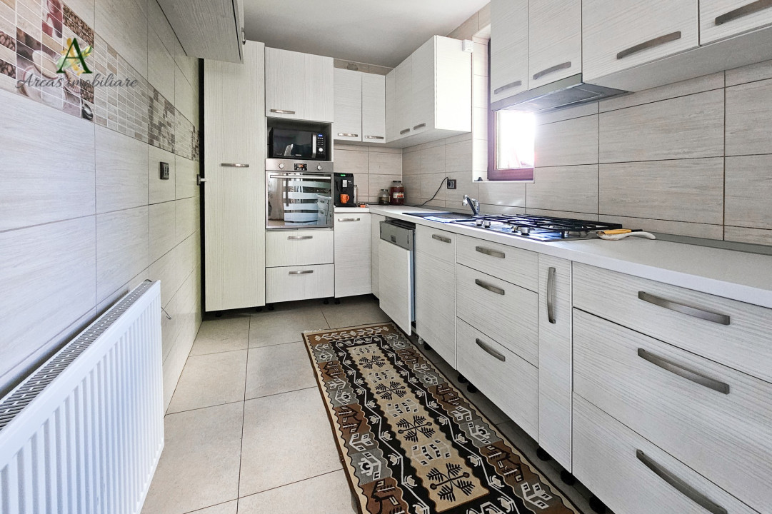 De inchiriat casa superba mobilata si utilata in Harman