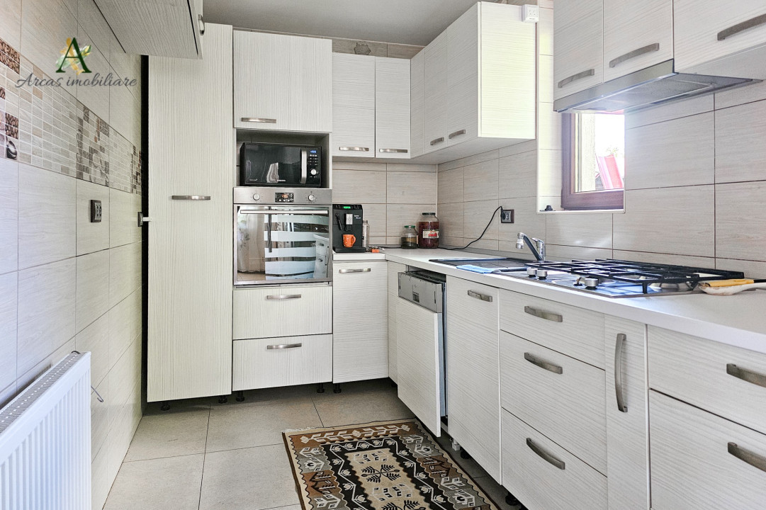 De inchiriat casa superba mobilata si utilata in Harman