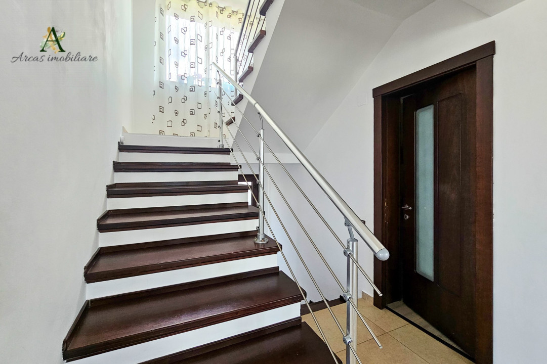 De inchiriat casa superba mobilata si utilata in Harman