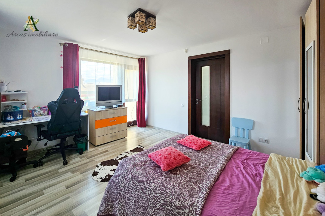 De inchiriat casa superba mobilata si utilata in Harman