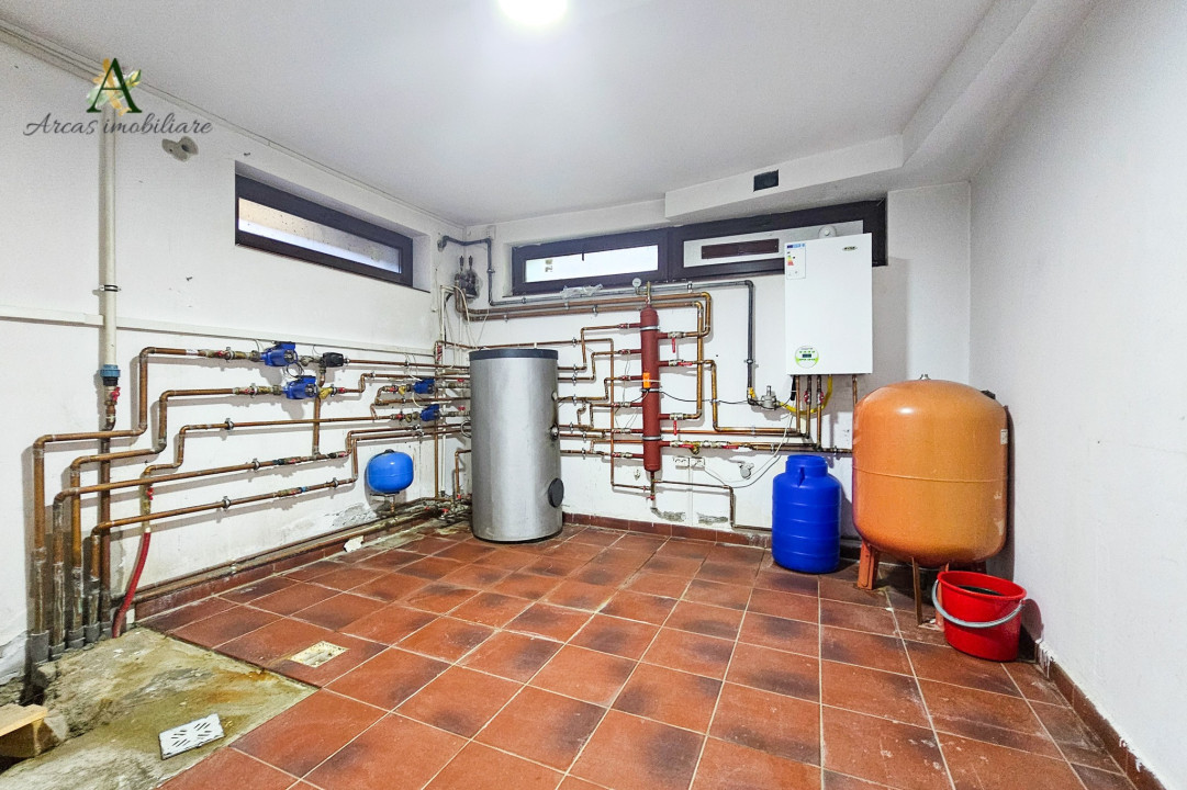 De inchiriat casa superba mobilata si utilata in Harman