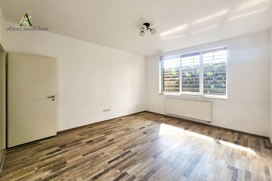 De vanzare Garsoniera decomandata situata in Avangarden