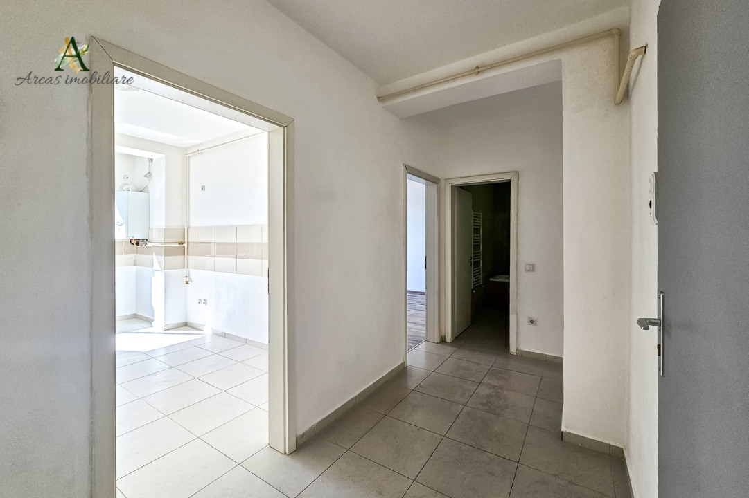 De vanzare Garsoniera decomandata situata in Avangarden