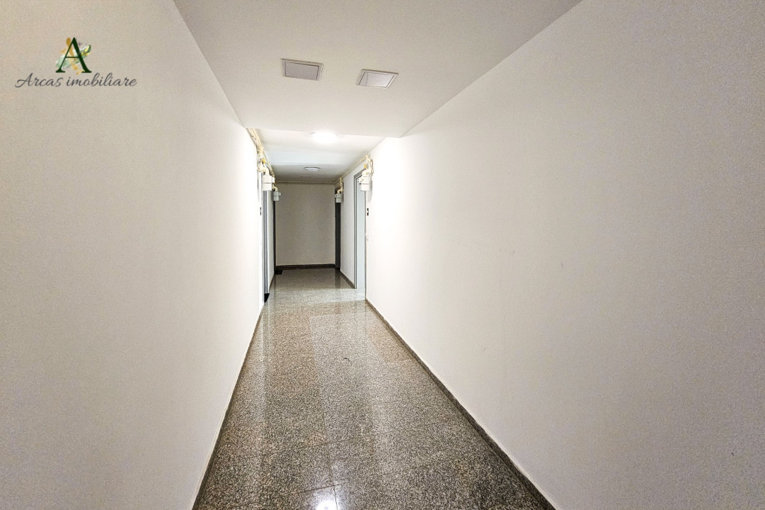 De vanzare Garsoniera decomandata situata in Avangarden