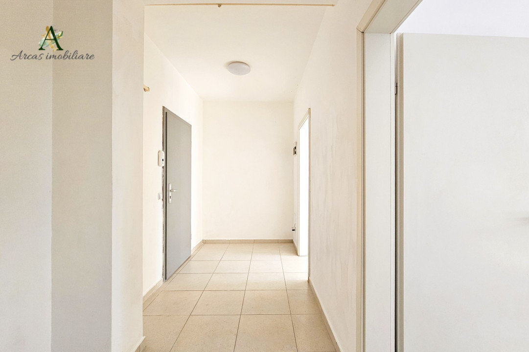 De vanzare Garsoniera decomandata situata in Avangarden