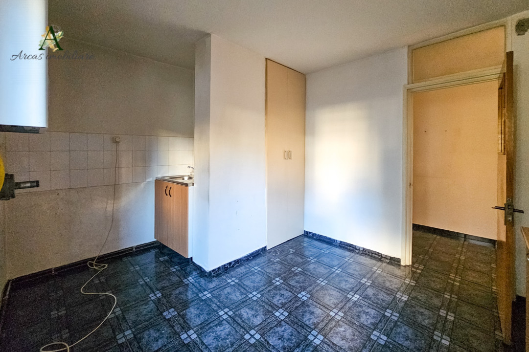 De inchiriat spatiu comercial str. Caragiale, zona Scriitorilor