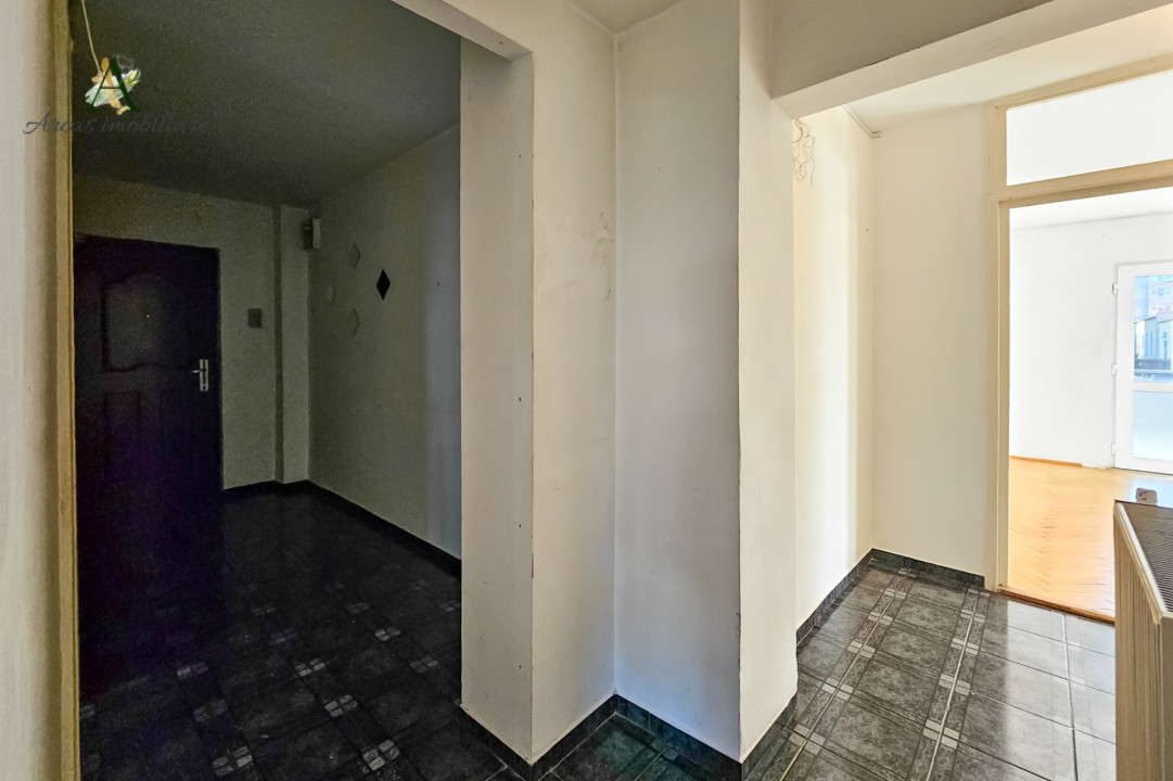 De inchiriat spatiu comercial str. Caragiale, zona Scriitorilor