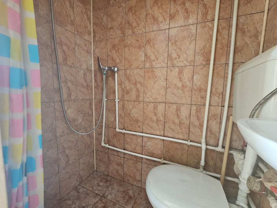 Camera de camin cu baie proprie-Comision 0% chirias-Reprezentare Exclusiva