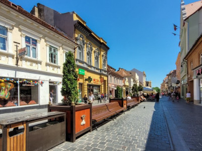 Garsoniera situata pe str. Republicii, Centrul Vechi- Rep. Exclusiva