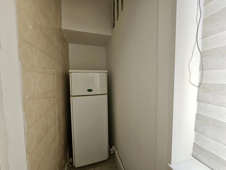 Apartament decomandatcu  3 camere situat in Centrul Civic
