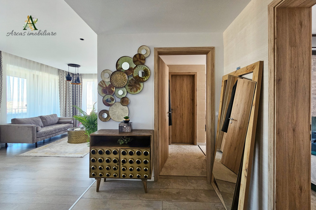 De inchiriat, Penthouse superb cu 4 camere, zona Coresi, Kasper