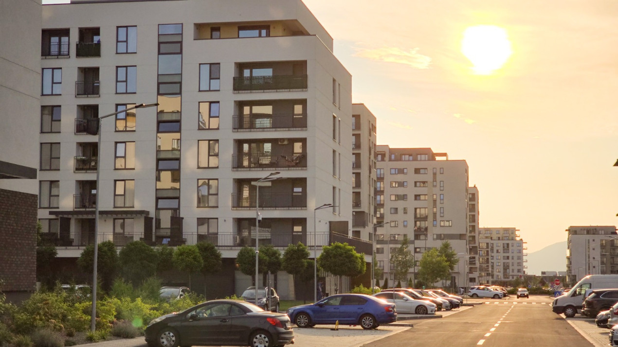 De inchiriat studio mobilat si utilat, str. Tudor Arghezi, Kasper