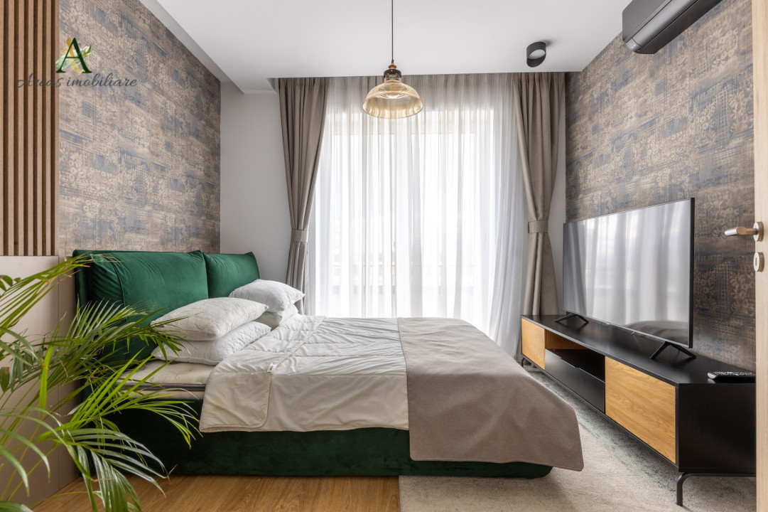 Penthouse superb cu 3 camere,Kasper, zona Coresi, de inchiriat