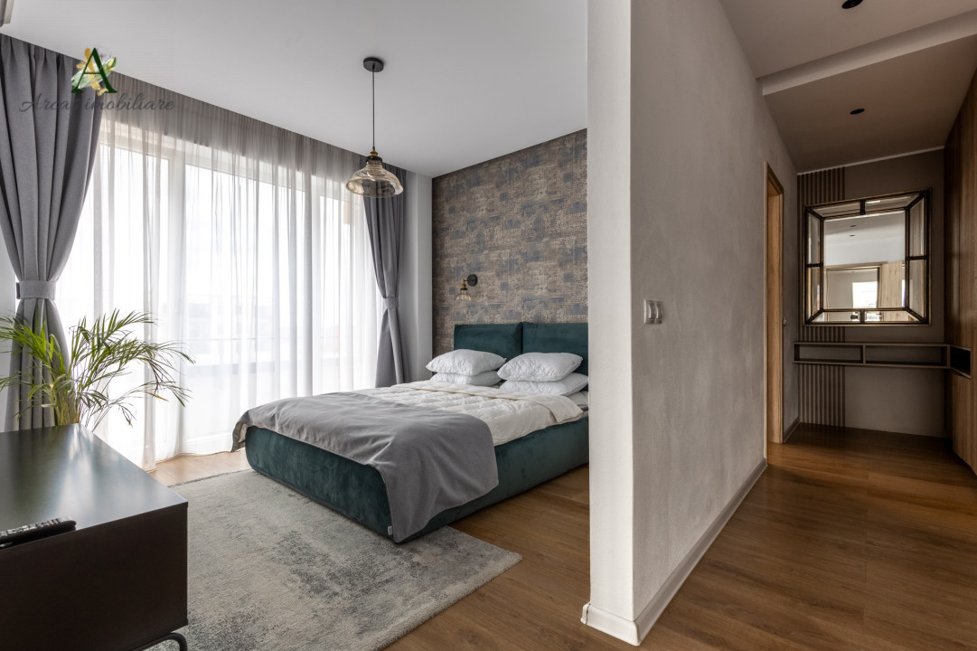 Penthouse superb cu 3 camere,Kasper, zona Coresi, de inchiriat