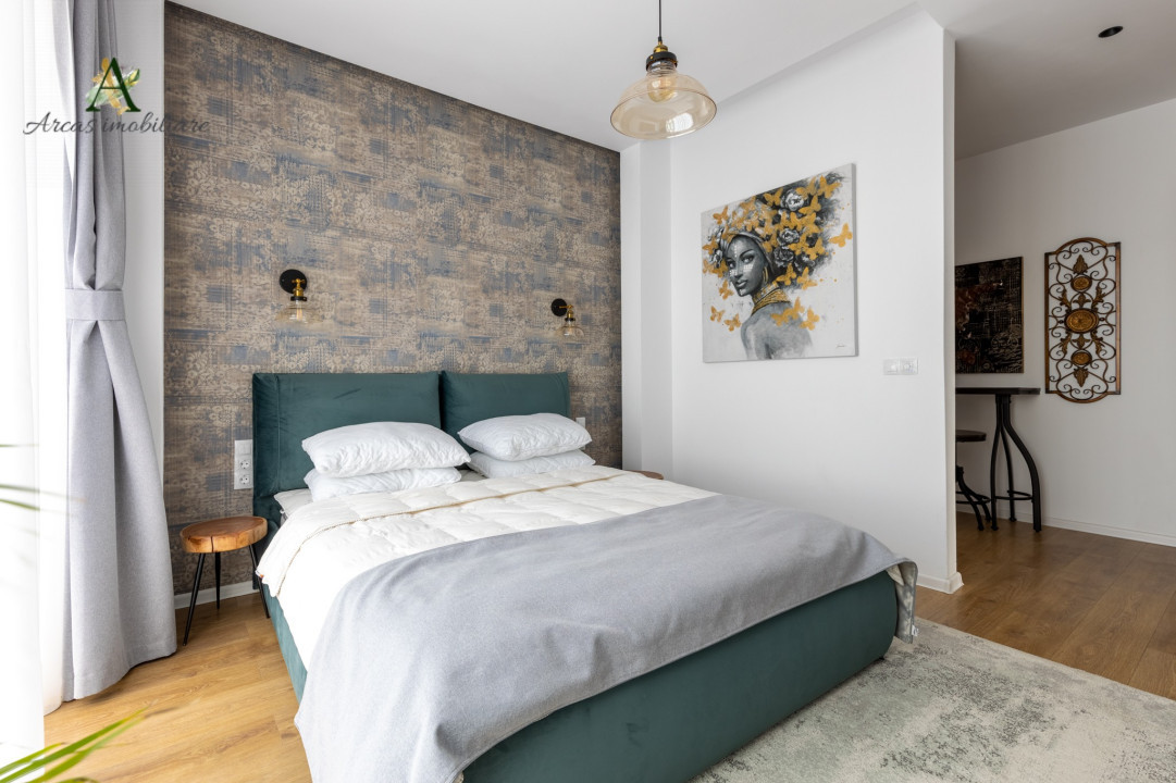 Penthouse superb cu 3 camere,Kasper, zona Coresi, de inchiriat